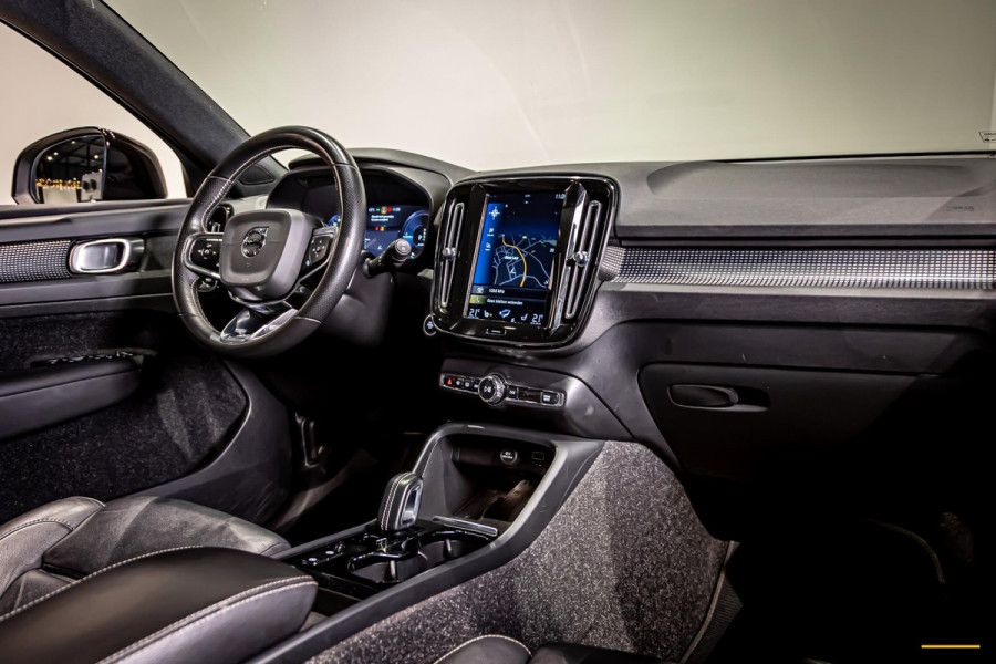 Volvo XC40 1.5 T5 Twin Engine Inscription|Pano|NAP|Trekhaak