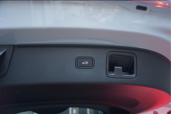ZEEKR X AWD Privilege 69 kWh | 429pk | 0-100 3.8sec | Full Options | Panoramadak | Head Up Display | Sfeerverlichting | Leer | Electr stoelen + memory + massage + koeling + verwarming