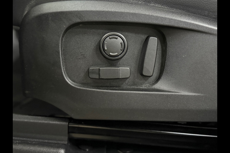 Land Rover Defender 110 2.0 D240 110 SE | Pano | Leer | Trekhaak | Memory | 360° Camera | Meridian | Luchtvering