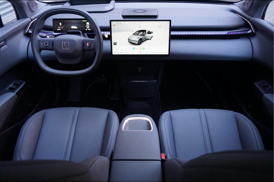 Volvo EX30 ZEEKR X AWD Privilege | 429pk | 0-100 3.8sec | Full Options | Panoramadak | Head Up Display | Sfeerverlichting | Leer | Electr stoelen + memory + massage + koeling + verwarming