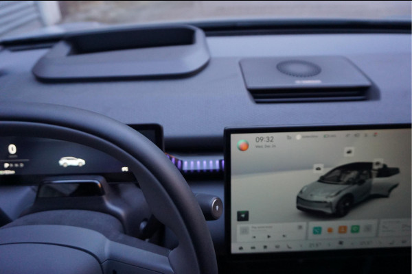 Volvo EX30 ZEEKR X AWD Privilege | 429pk | 0-100 3.8sec | Full Options | Panoramadak | Head Up Display | Sfeerverlichting | Leer | Electr stoelen + memory + massage + koeling + verwarming