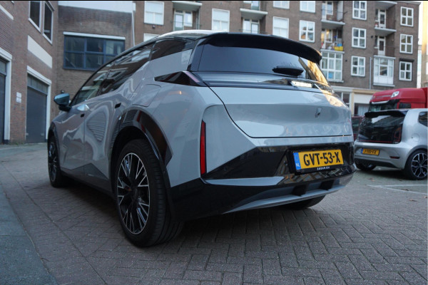 Volvo EX30 ZEEKR X AWD Privilege | 429pk | 0-100 3.8sec | Full Options | Panoramadak | Head Up Display | Sfeerverlichting | Leer | Electr stoelen + memory + massage + koeling + verwarming