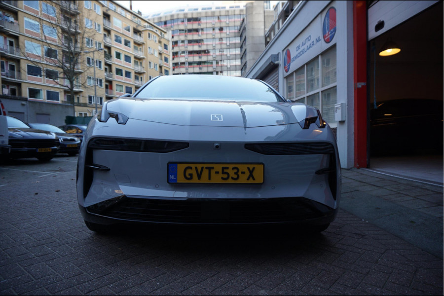 Volvo EX30 ZEEKR X AWD Privilege | 429pk | 0-100 3.8sec | Full Options | Panoramadak | Head Up Display | Sfeerverlichting | Leer | Electr stoelen + memory + massage + koeling + verwarming