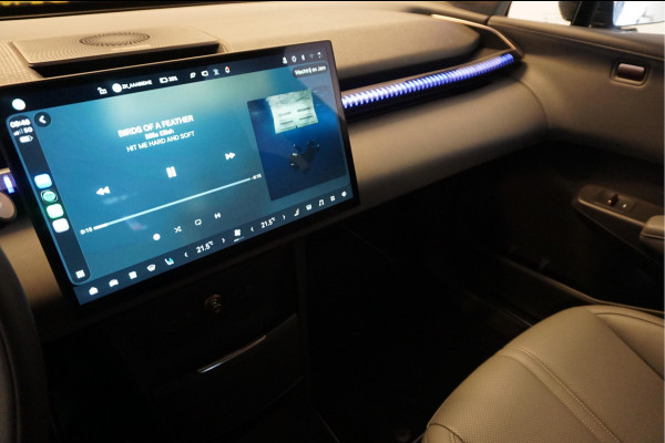 Volvo EX30 ZEEKR X AWD Privilege | 429pk | 0-100 3.8sec | Full Options | Panoramadak | Head Up Display | Sfeerverlichting | Leer | Electr stoelen + memory + massage + koeling + verwarming