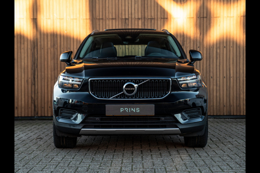 Volvo XC40 2.0 T4 Momentum | Pano-dak | Elektr. stoelen | Stoelverwarming | Camera