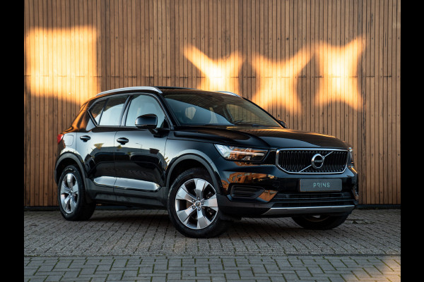 Volvo XC40 2.0 T4 Momentum | Pano-dak | Elektr. stoelen | Stoelverwarming | Camera
