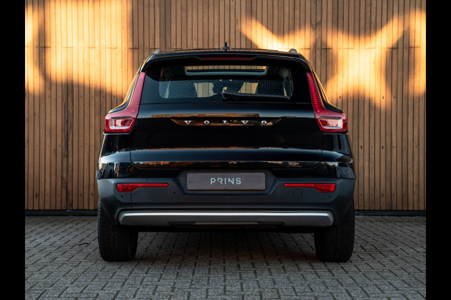 Volvo XC40 2.0 T4 Momentum | Pano-dak | Elektr. stoelen | Stoelverwarming | Camera