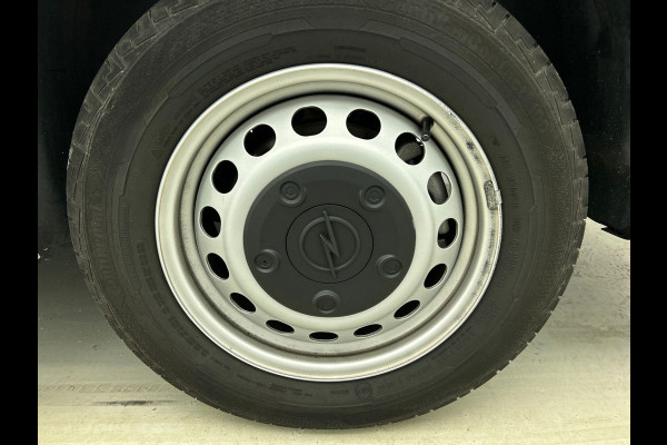 Opel Vivaro 2.0 145 pk L3H1 Edition Automaat Navigatie Cruise control Camera Airco Trekhaak