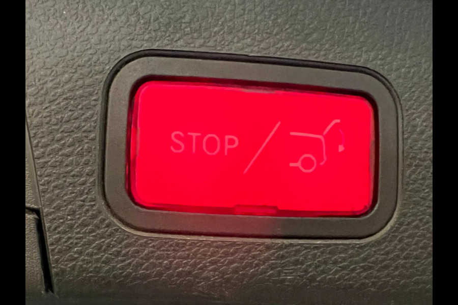 Mercedes-Benz C-Klasse Estate 300e / AMG / Matrix / CarPlay / Trekhaak