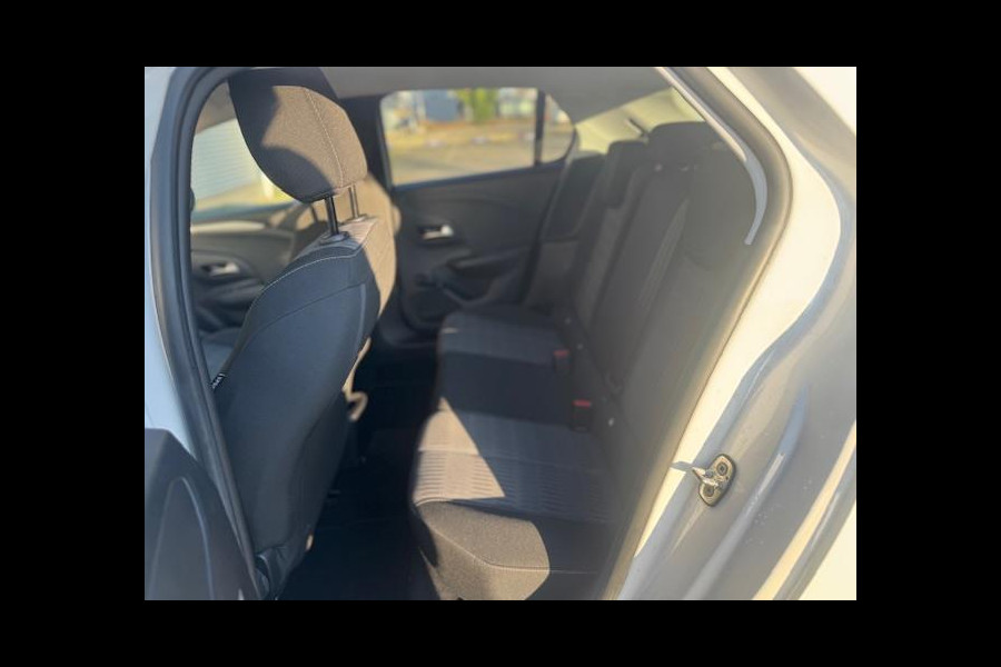 Opel Corsa 1.2 Edition Zwart dak,afneembare trekhaak,stoelverwarming,parkeersensoren