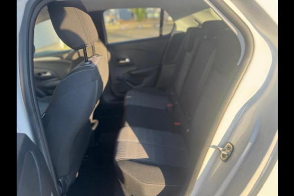 Opel Corsa 1.2 Edition Zwart dak,afneembare trekhaak,stoelverwarming,parkeersensoren