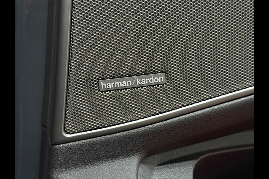 BMW 3-serie 330i High Executive Edition | M-Pakket | Pano | HUD | 360° Camera | 20' inch | Adaptive Cruise Control | Harman/Kardon