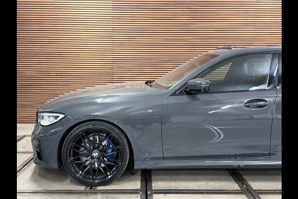 BMW 3-serie 330i High Executive Edition | M-Pakket | Pano | HUD | 360° Camera | 20' inch | Adaptive Cruise Control | Harman/Kardon
