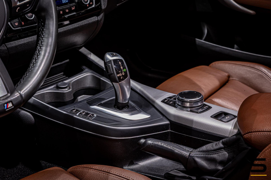 BMW 2 Serie Cabrio 218i High Executive|NAP|Leder|Dealer ond|