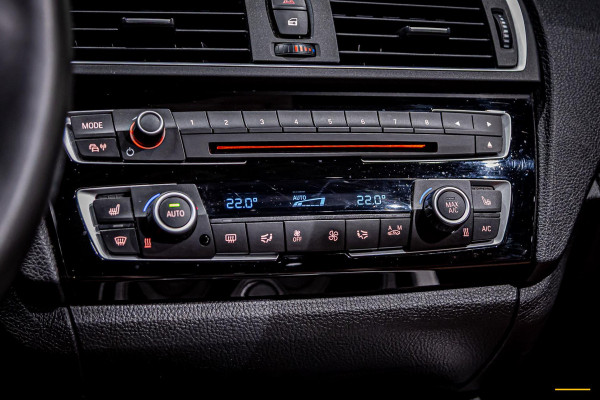 BMW 2 Serie Cabrio 218i High Executive|NAP|Leder|Dealer ond|