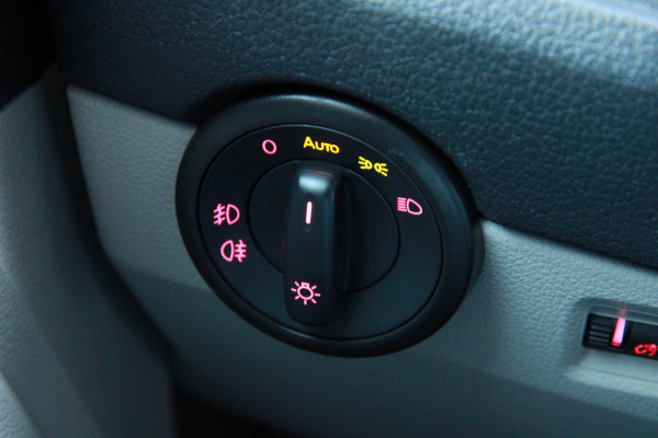 Volkswagen Transporter 2.0 TDI 102PK L1H1 Highline / Multi stuur / PDC 2x / Klep / Cruise