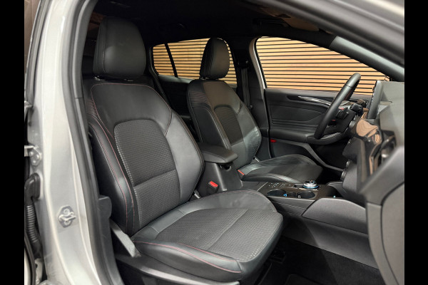 Ford FOCUS Wagon 1.5 EcoBoost ST Line Business | Sportstoelen | 18'inch | Navigatie | HUD | Adaptive Cruise Control | Camera