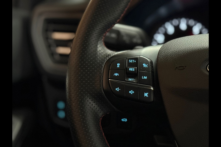 Ford FOCUS Wagon 1.5 EcoBoost ST Line Business | Sportstoelen | 18'inch | Navigatie | HUD | Adaptive Cruise Control | Camera