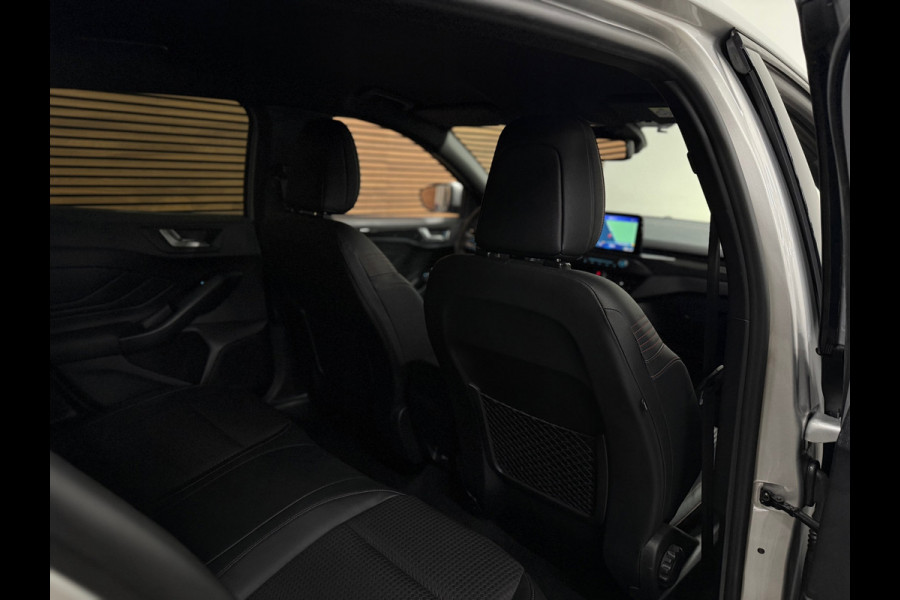 Ford FOCUS Wagon 1.5 EcoBoost ST Line Business | Sportstoelen | 18'inch | Navigatie | HUD | Adaptive Cruise Control | Camera