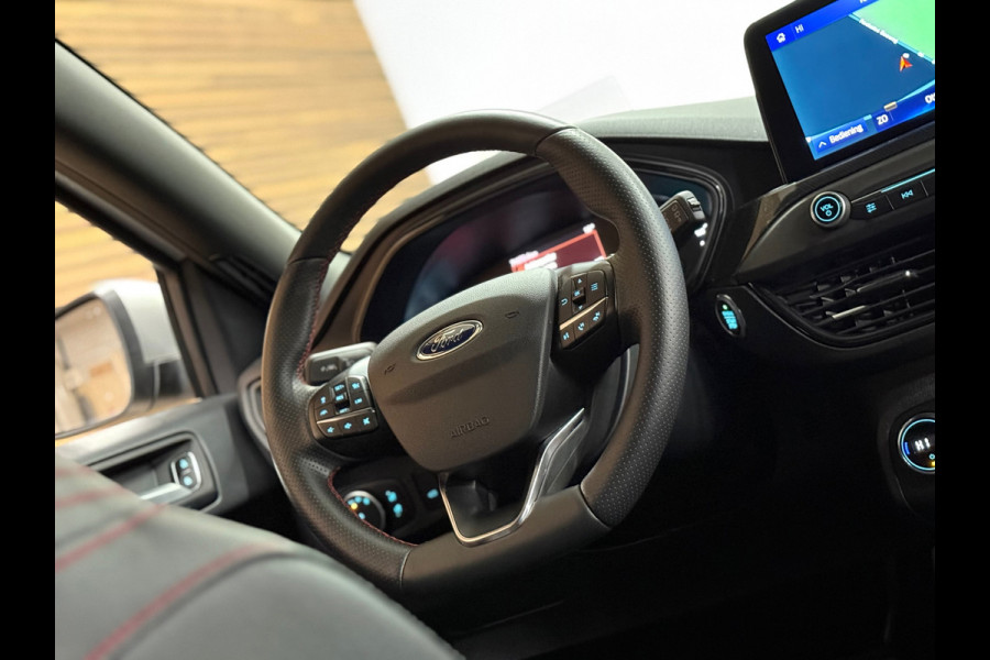 Ford FOCUS Wagon 1.5 EcoBoost ST Line Business | Sportstoelen | 18'inch | Navigatie | HUD | Adaptive Cruise Control | Camera