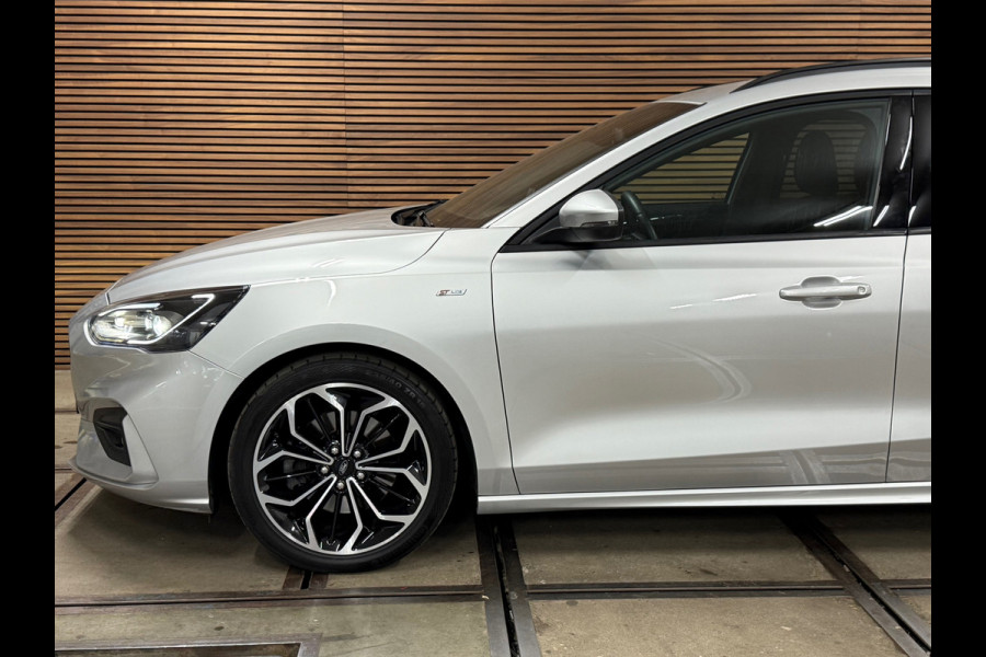 Ford FOCUS Wagon 1.5 EcoBoost ST Line Business | Sportstoelen | 18'inch | Navigatie | HUD | Adaptive Cruise Control | Camera