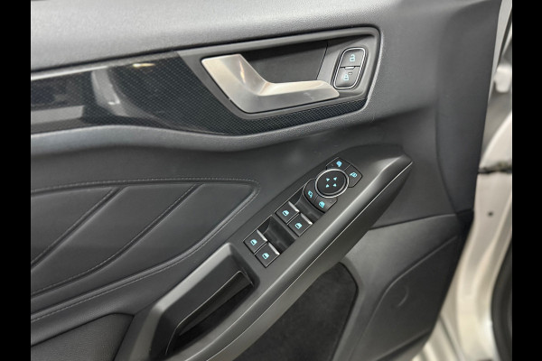 Ford FOCUS Wagon 1.5 EcoBoost ST Line Business | Sportstoelen | 18'inch | Navigatie | HUD | Adaptive Cruise Control | Camera