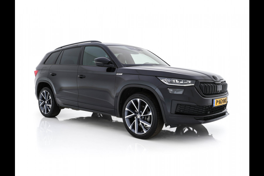 Škoda Kodiaq 1.5 TSI Sportline Business [ 7-Pers. ] (INCL-BTW) Aut. *LEATHER-MICROFIBRE | FULL-LED | ADAPTIVE-CRUISE | MEMORY-PACK | DIGI-COCKPIT | NAVI-FULLMAP | CAMERA | DAB+ | AMBIENT-LIGHT | KEYLESS | CARPLAY | PRIVACY-GLASS| TOWBAR | 20''