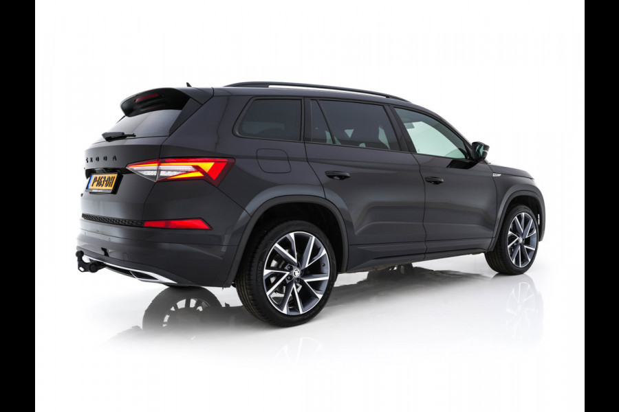 Škoda Kodiaq 1.5 TSI Sportline Business [ 7-Pers. ] (INCL-BTW) Aut. *LEATHER-MICROFIBRE | FULL-LED | ADAPTIVE-CRUISE | MEMORY-PACK | DIGI-COCKPIT | NAVI-FULLMAP | CAMERA | DAB+ | AMBIENT-LIGHT | KEYLESS | CARPLAY | PRIVACY-GLASS| TOWBAR | 20''