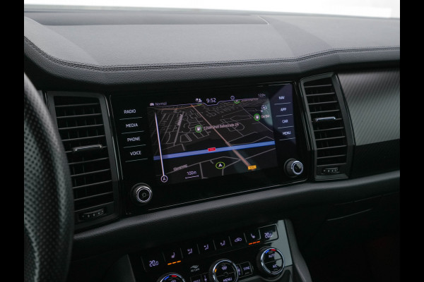 Škoda Kodiaq 1.5 TSI Sportline Business [ 7-Pers. ] (INCL-BTW) Aut. *LEATHER-MICROFIBRE | FULL-LED | ADAPTIVE-CRUISE | MEMORY-PACK | DIGI-COCKPIT | NAVI-FULLMAP | CAMERA | DAB+ | AMBIENT-LIGHT | KEYLESS | CARPLAY | PRIVACY-GLASS| TOWBAR | 20''