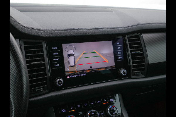 Škoda Kodiaq 1.5 TSI Sportline Business [ 7-Pers. ] (INCL-BTW) Aut. *LEATHER-MICROFIBRE | FULL-LED | ADAPTIVE-CRUISE | MEMORY-PACK | DIGI-COCKPIT | NAVI-FULLMAP | CAMERA | DAB+ | AMBIENT-LIGHT | KEYLESS | CARPLAY | PRIVACY-GLASS| TOWBAR | 20''