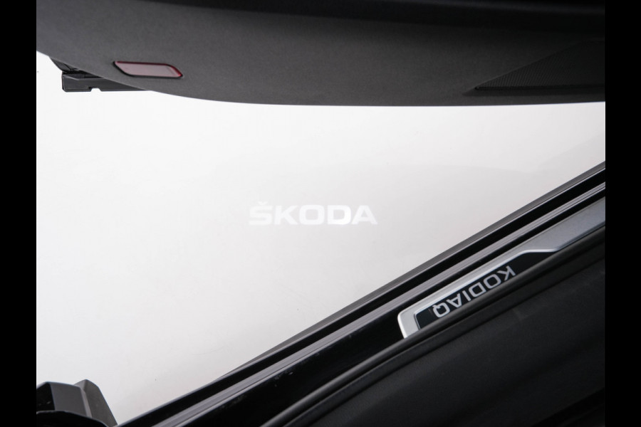 Škoda Kodiaq 1.5 TSI Sportline Business [ 7-Pers. ] (INCL-BTW) Aut. *LEATHER-MICROFIBRE | FULL-LED | ADAPTIVE-CRUISE | MEMORY-PACK | DIGI-COCKPIT | NAVI-FULLMAP | CAMERA | DAB+ | AMBIENT-LIGHT | KEYLESS | CARPLAY | PRIVACY-GLASS| TOWBAR | 20''