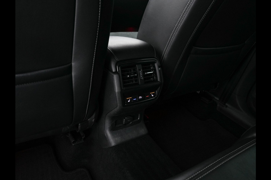 Škoda Kodiaq 1.5 TSI Sportline Business [ 7-Pers. ] (INCL-BTW) Aut. *LEATHER-MICROFIBRE | FULL-LED | ADAPTIVE-CRUISE | MEMORY-PACK | DIGI-COCKPIT | NAVI-FULLMAP | CAMERA | DAB+ | AMBIENT-LIGHT | KEYLESS | CARPLAY | PRIVACY-GLASS| TOWBAR | 20''