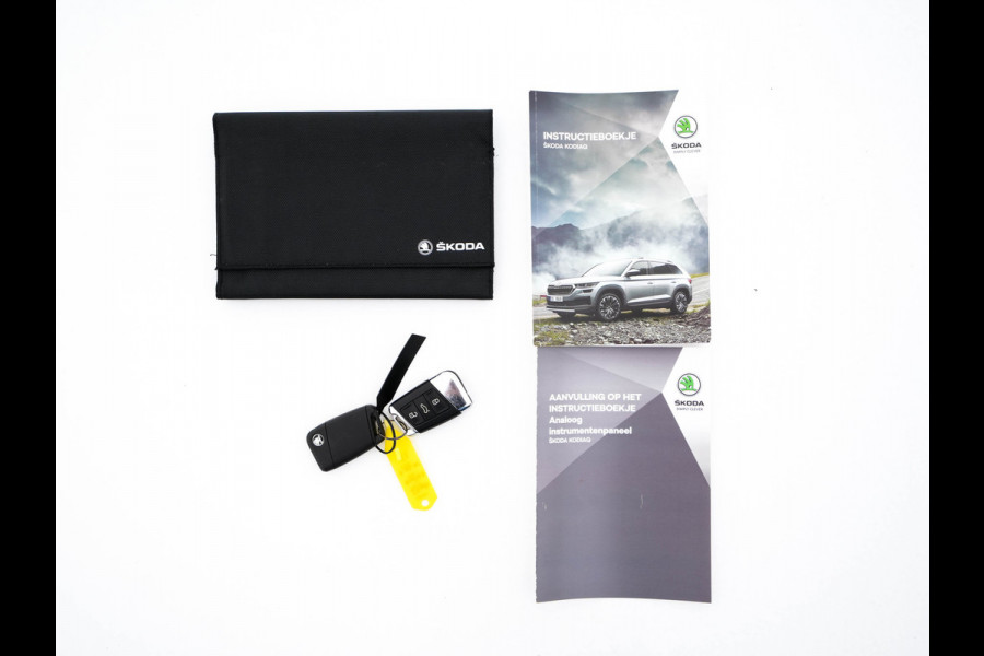 Škoda Kodiaq 1.5 TSI Sportline Business [ 7-Pers. ] (INCL-BTW) Aut. *LEATHER-MICROFIBRE | FULL-LED | ADAPTIVE-CRUISE | MEMORY-PACK | DIGI-COCKPIT | NAVI-FULLMAP | CAMERA | DAB+ | AMBIENT-LIGHT | KEYLESS | CARPLAY | PRIVACY-GLASS| TOWBAR | 20''
