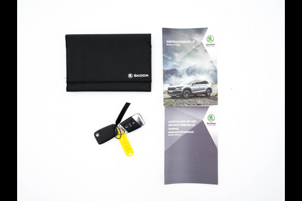 Škoda Kodiaq 1.5 TSI Sportline Business [ 7-Pers. ] (INCL-BTW) Aut. *LEATHER-MICROFIBRE | FULL-LED | ADAPTIVE-CRUISE | MEMORY-PACK | DIGI-COCKPIT | NAVI-FULLMAP | CAMERA | DAB+ | AMBIENT-LIGHT | KEYLESS | CARPLAY | PRIVACY-GLASS| TOWBAR | 20''