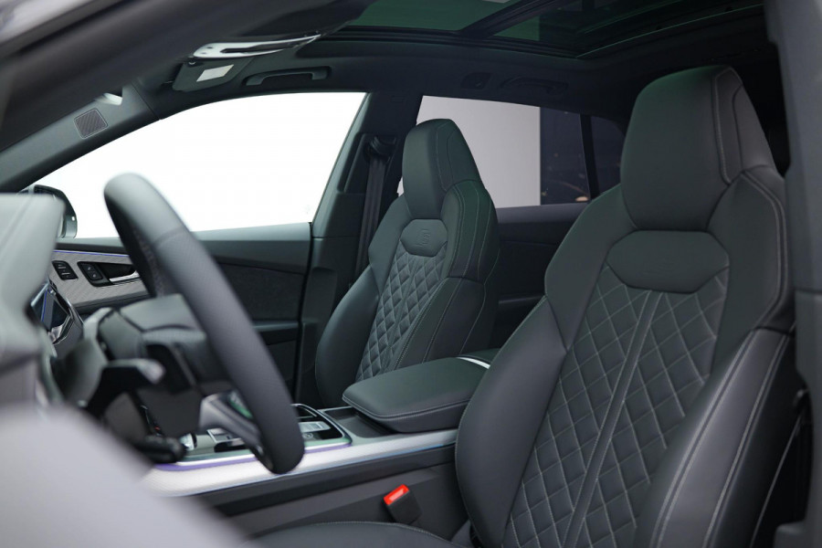 Audi Q8 60 TFSI e quattro Pro Line S Competition |Pano|RS-Zetels|HUD|4-Wielsturing|B&O|