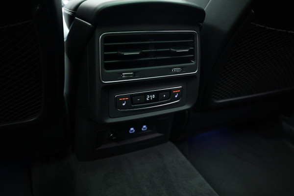 Audi Q8 60 TFSI e quattro Pro Line S Competition |Pano|RS-Zetels|HUD|4-Wielsturing|B&O|