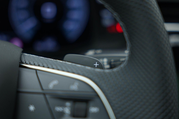 Audi Q8 60 TFSI e quattro Pro Line S Competition |Pano|RS-Zetels|HUD|4-Wielsturing|B&O|