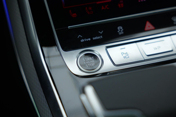 Audi Q8 60 TFSI e quattro Pro Line S Competition |Pano|RS-Zetels|HUD|4-Wielsturing|B&O|