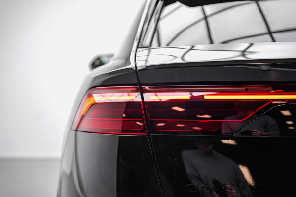 Audi Q8 60 TFSI e quattro Pro Line S Competition |Pano|RS-Zetels|HUD|4-Wielsturing|B&O|