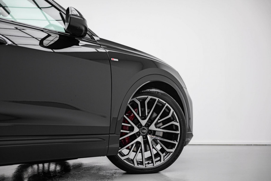 Audi Q8 60 TFSI e quattro Pro Line S Competition |Pano|RS-Zetels|HUD|4-Wielsturing|B&O|