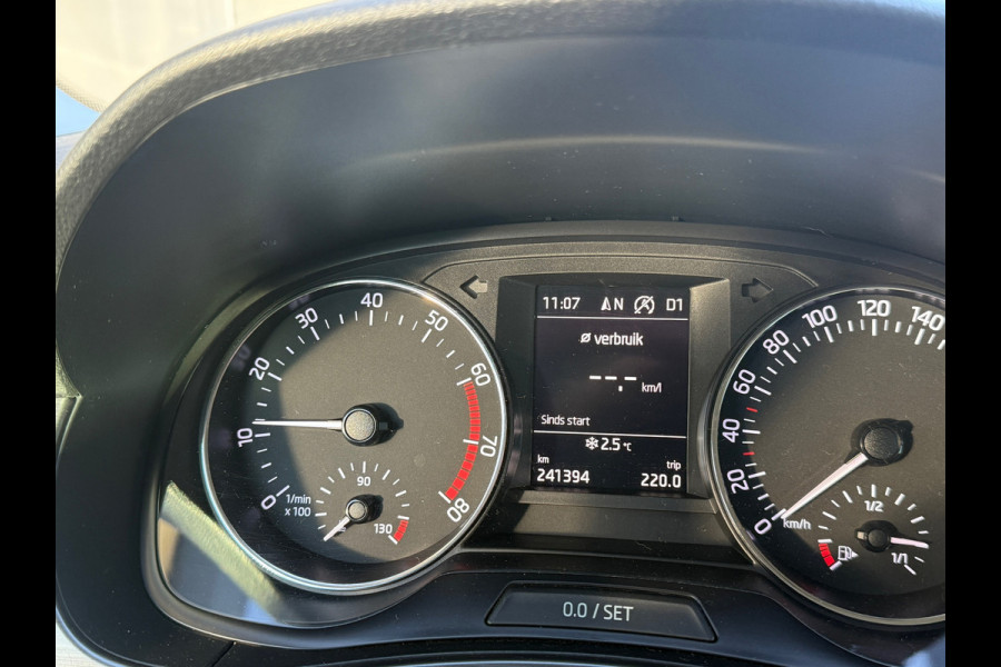 Škoda Fabia Combi 1.0 TSI 110pk DSG Style Navi|Carplay|Camera|Stoelverwarming