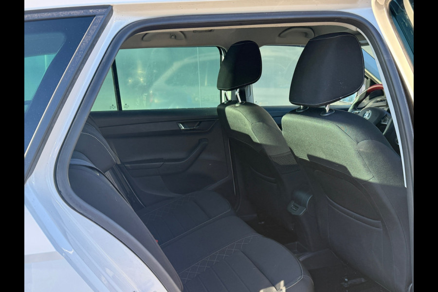 Škoda Fabia Combi 1.0 TSI 110pk DSG Style Navi|Carplay|Camera|Stoelverwarming