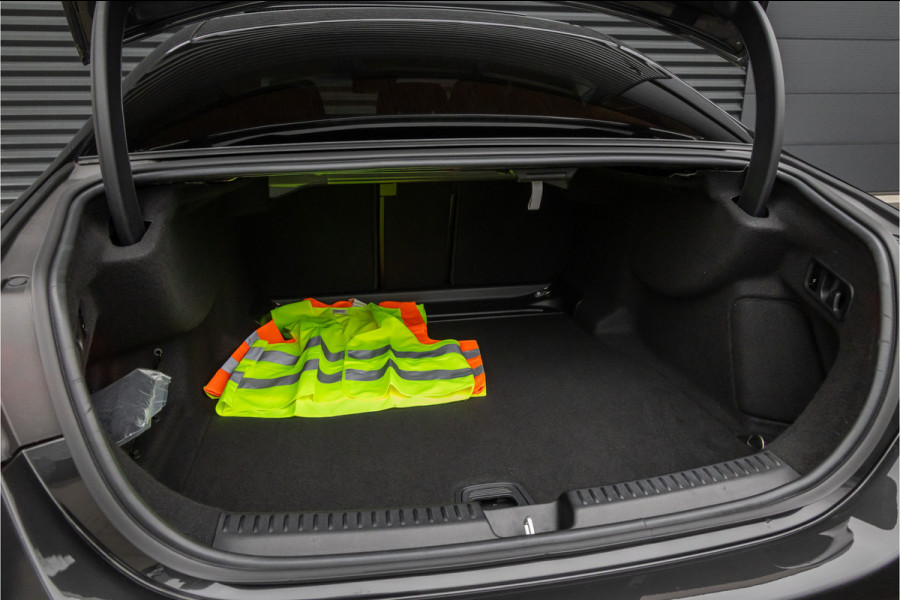 Mercedes-Benz E-Klasse 220d 4 Matic AMG Line Nightpakket - Pano