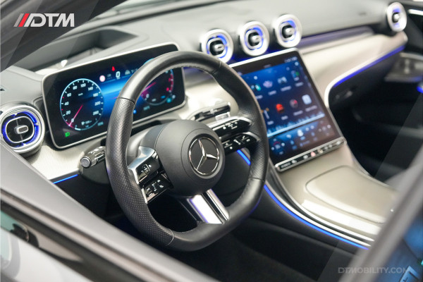 Mercedes-Benz C-Klasse 200 AMG | Vol optie! | Burmester | Pano