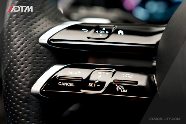 Mercedes-Benz C-Klasse 200 AMG | Vol optie! | Burmester | Pano