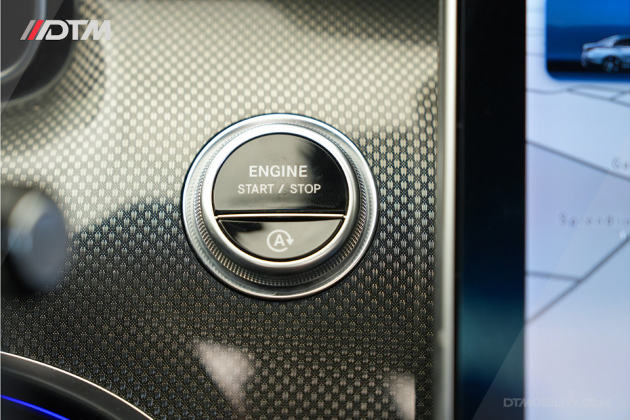 Mercedes-Benz C-Klasse 200 AMG | Vol optie! | Burmester | Pano