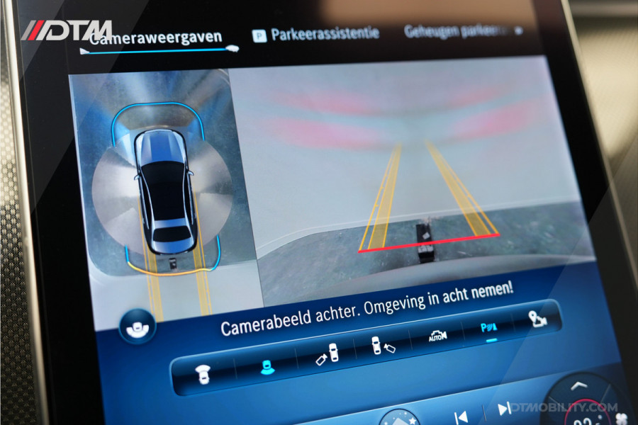 Mercedes-Benz C-Klasse 200 AMG | Vol optie! | Burmester | Pano