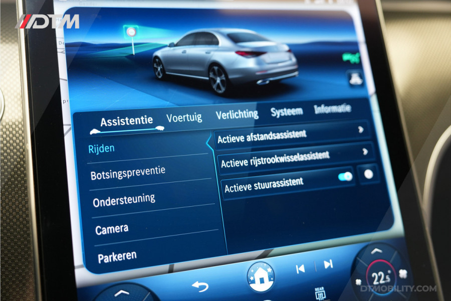 Mercedes-Benz C-Klasse 200 AMG | Vol optie! | Burmester | Pano