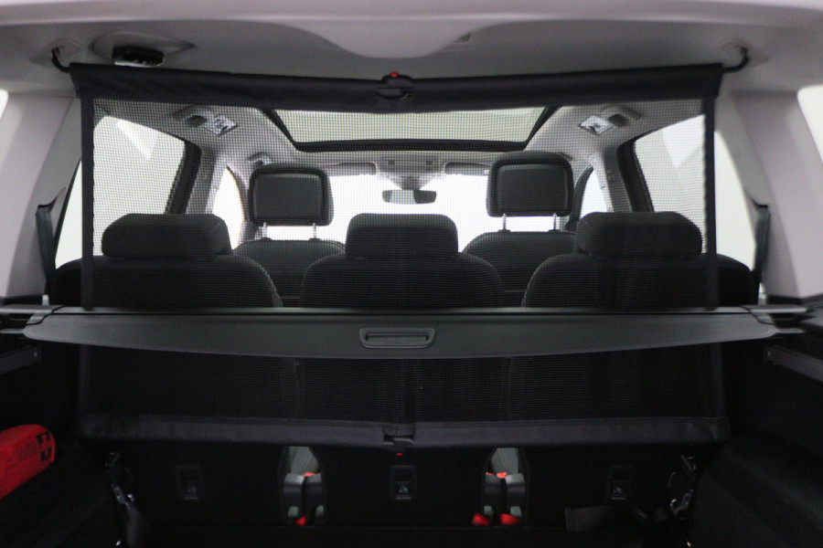 Volkswagen Touran 1.4 TSI DSG Highline Business R Panoramadak, ACC, Camera, Navigatie, Bluetooth, LED, Trekhaak, 17''