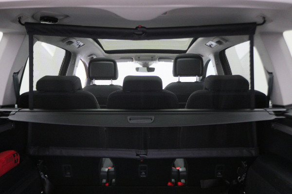 Volkswagen Touran 1.4 TSI DSG Highline Business R Panoramadak, ACC, Camera, Navigatie, Bluetooth, LED, Trekhaak, 17''